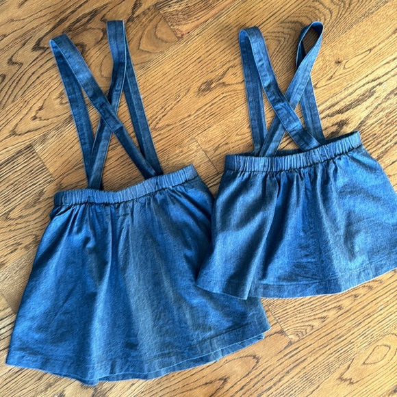 Copper Key Dillards Dark Chambray skirt w/ braces 3T & 6X sisters 👢🐴🌿 - Picture 4 of 4